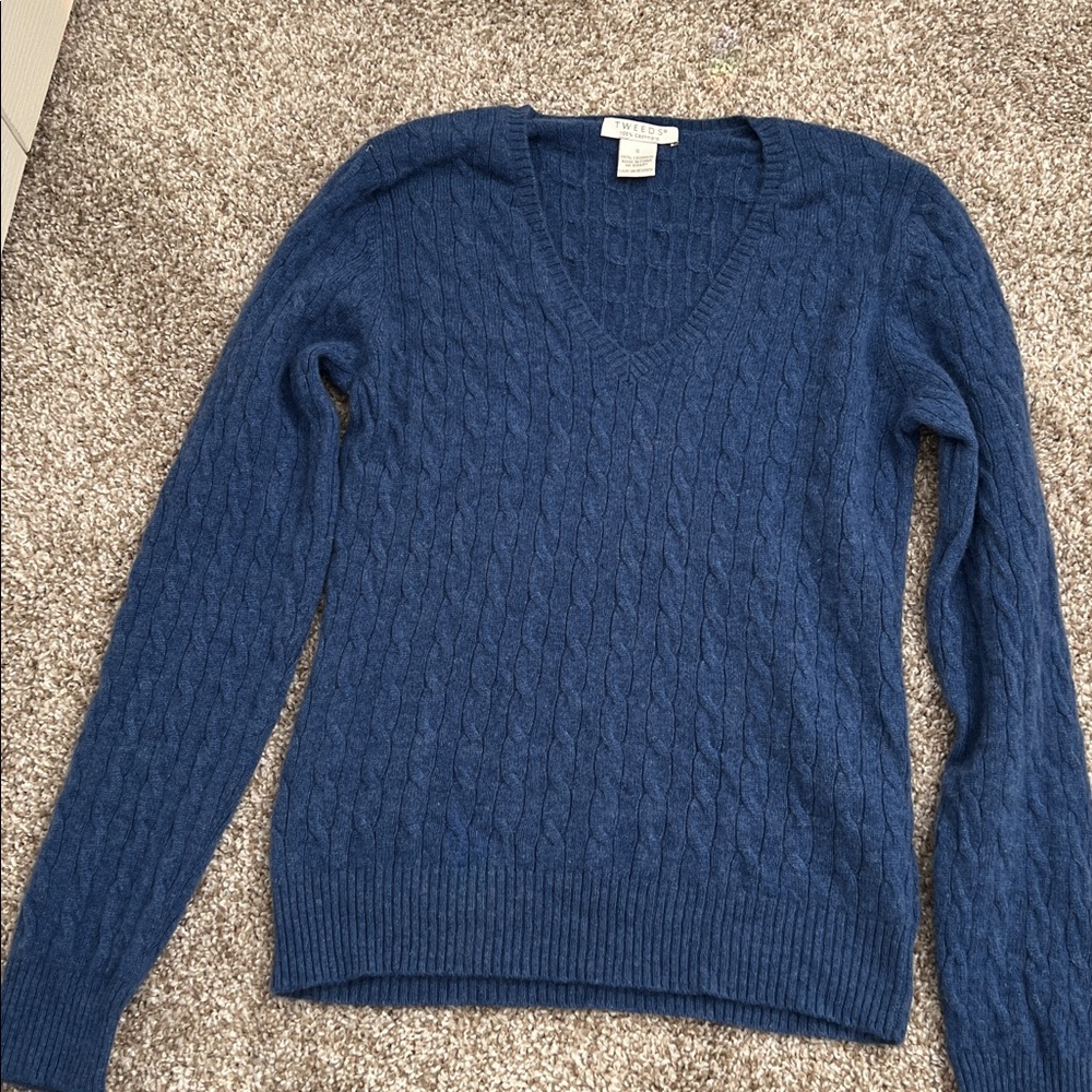 100% Cashmere Blue V-Neck Sweater